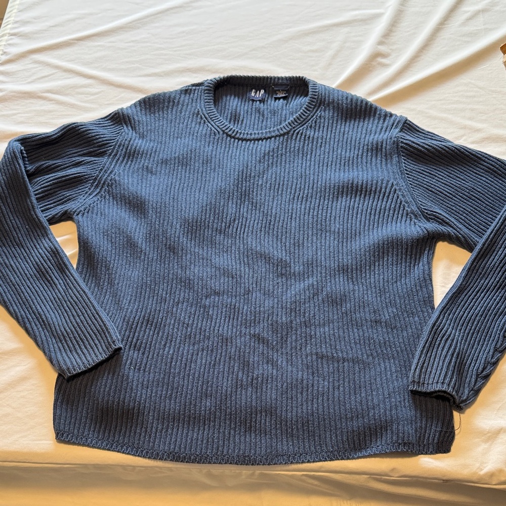 GAP Men's Blue Crewneck Sweater
